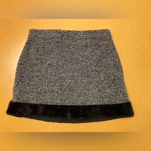 Black boucle & velvet elastic waist skirt. 5T. See 4-Skirt bundle for sale.